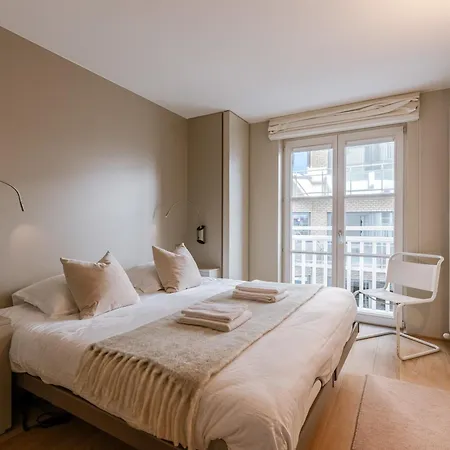 Huswell - Spacious Nearby The Sea In アパート *